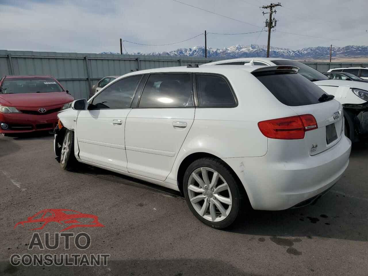 AUDI A3 2011 - WAUBJBFM2BA052140