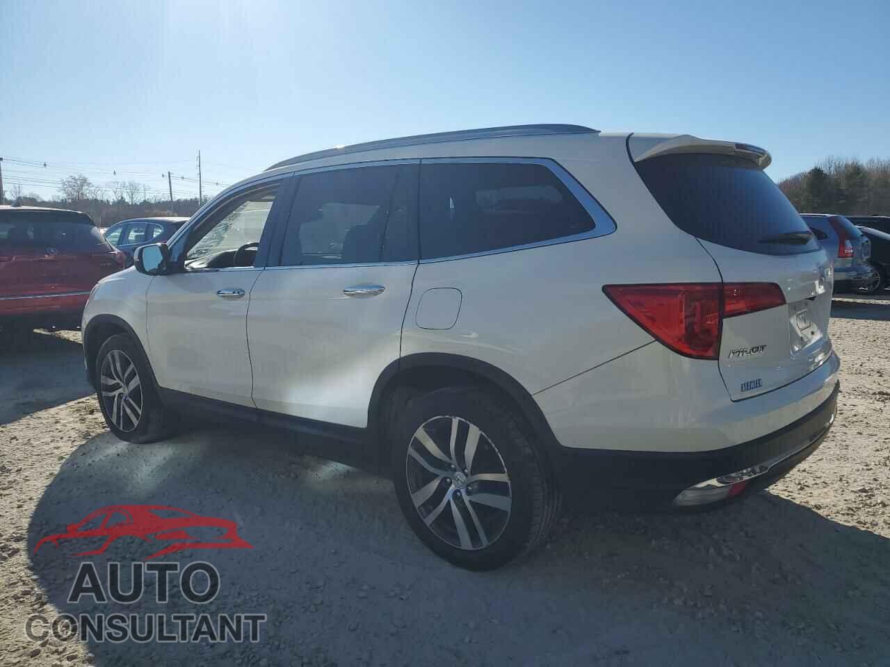 HONDA PILOT 2017 - 5FNYF6H90HB088536
