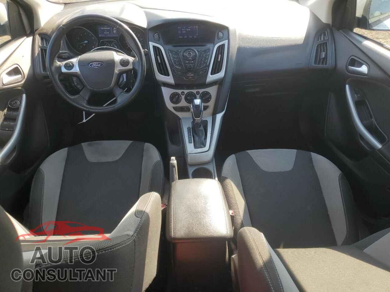 FORD FOCUS 2012 - 1FAHP3K2XCL420744