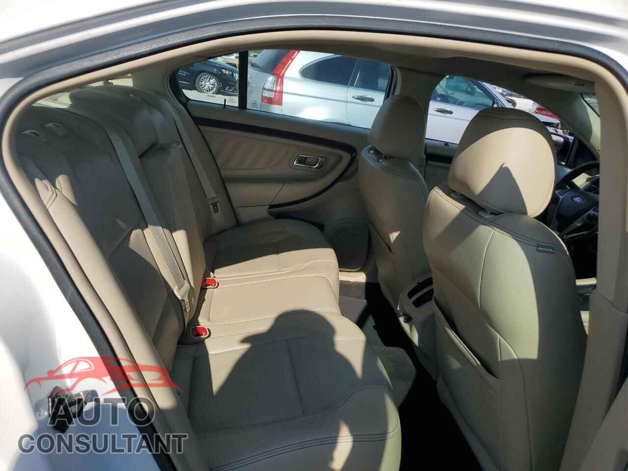 FORD TAURUS 2016 - 1FAHP2F81GG105046