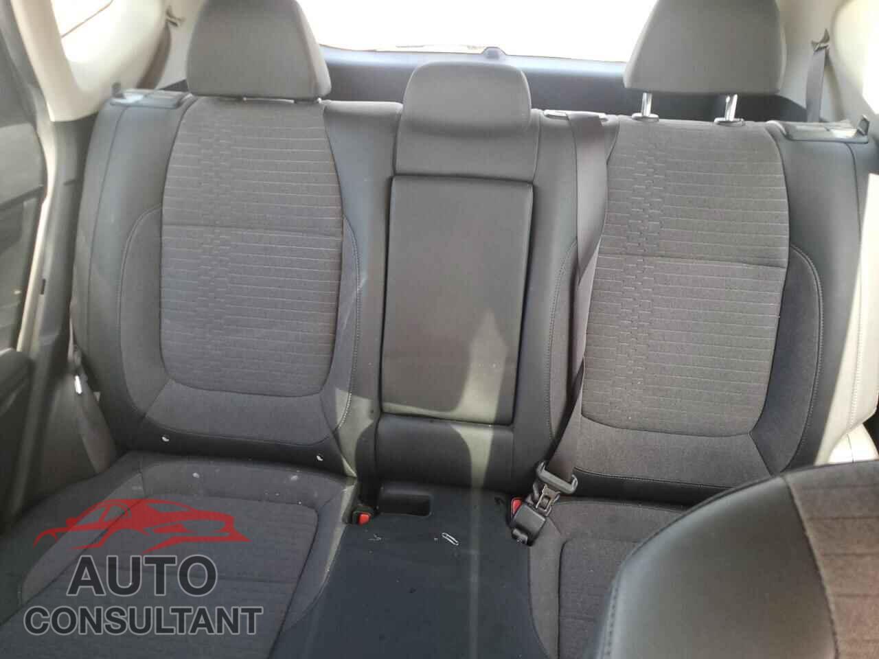 KIA SELTOS 2021 - KNDEU2AA6M7172527