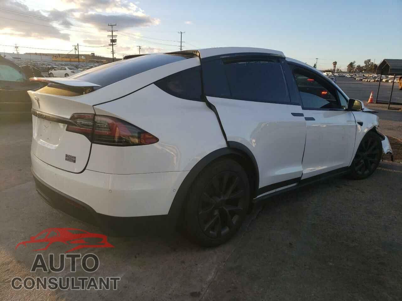 TESLA MODEL X 2022 - 7SAXCBE64NF332484