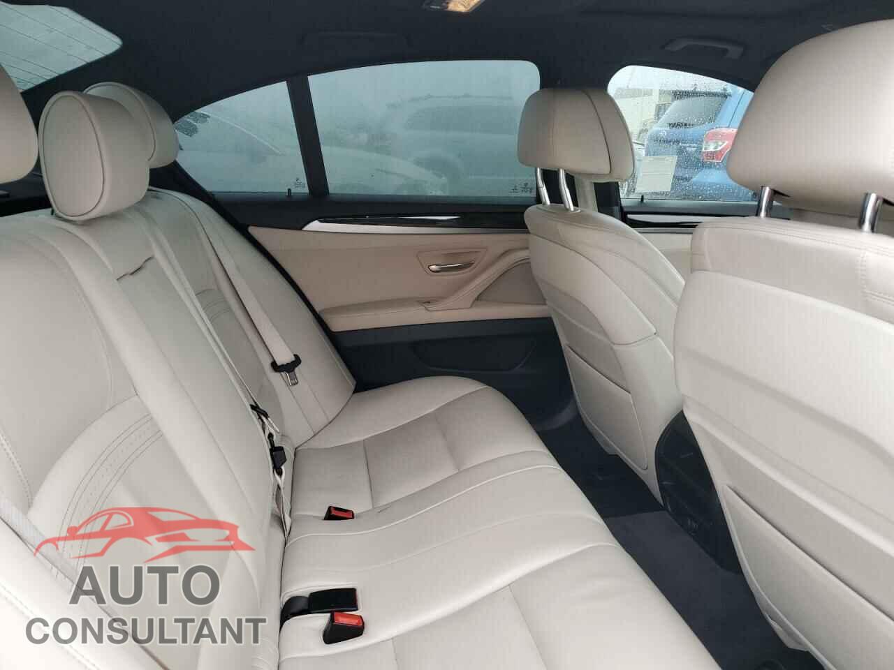 BMW 5 SERIES 2016 - WBA5B1C59GG553564