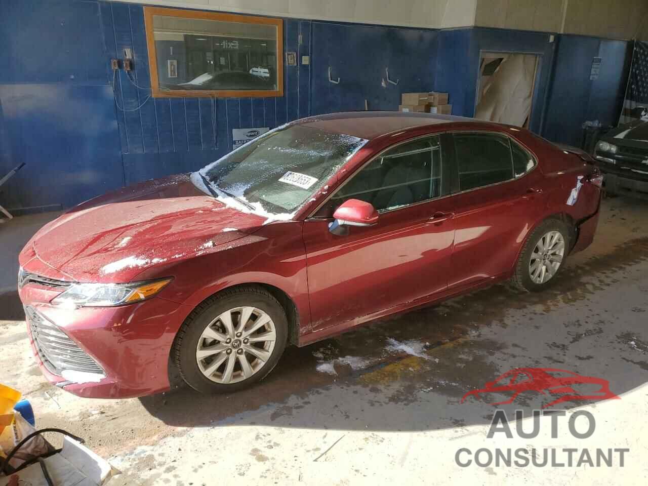 TOYOTA CAMRY 2018 - 4T1B11HK3JU521687