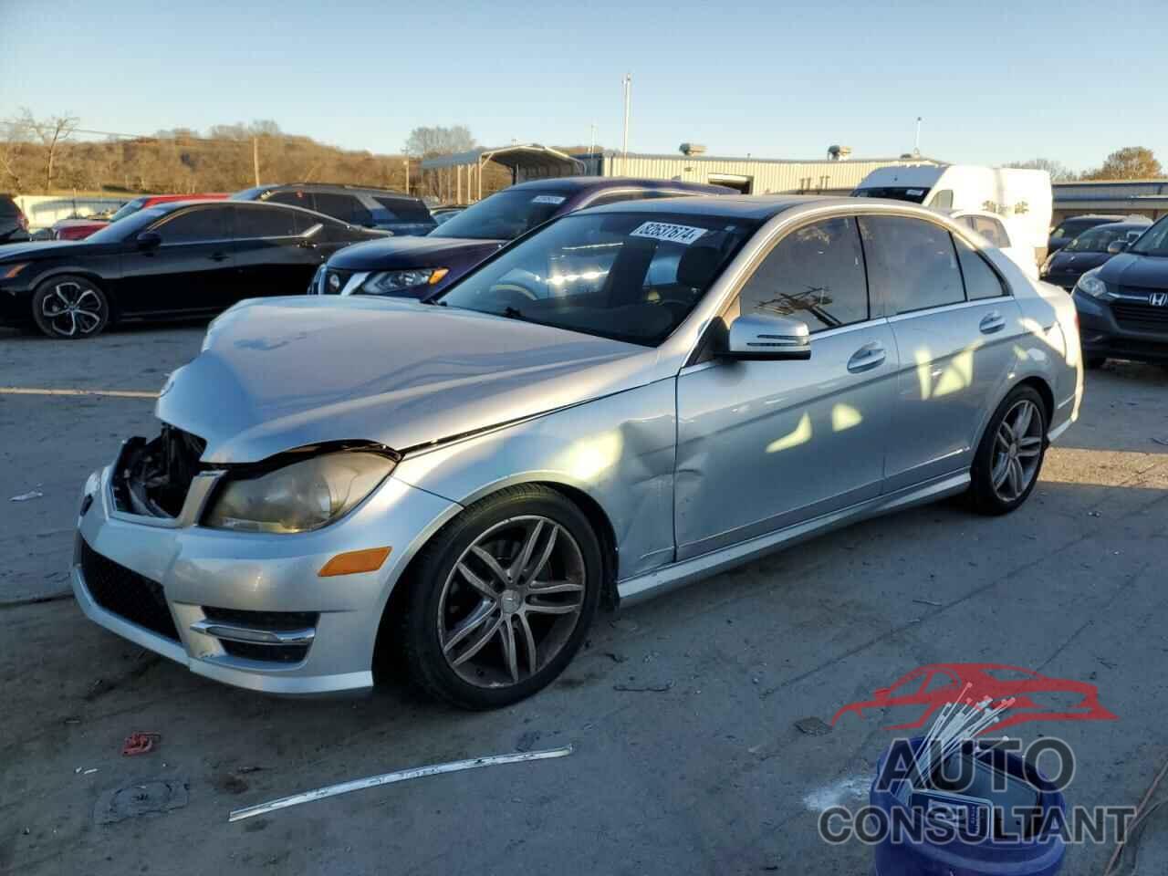 MERCEDES-BENZ C-CLASS 2013 - WDDGF4HB0DR258164