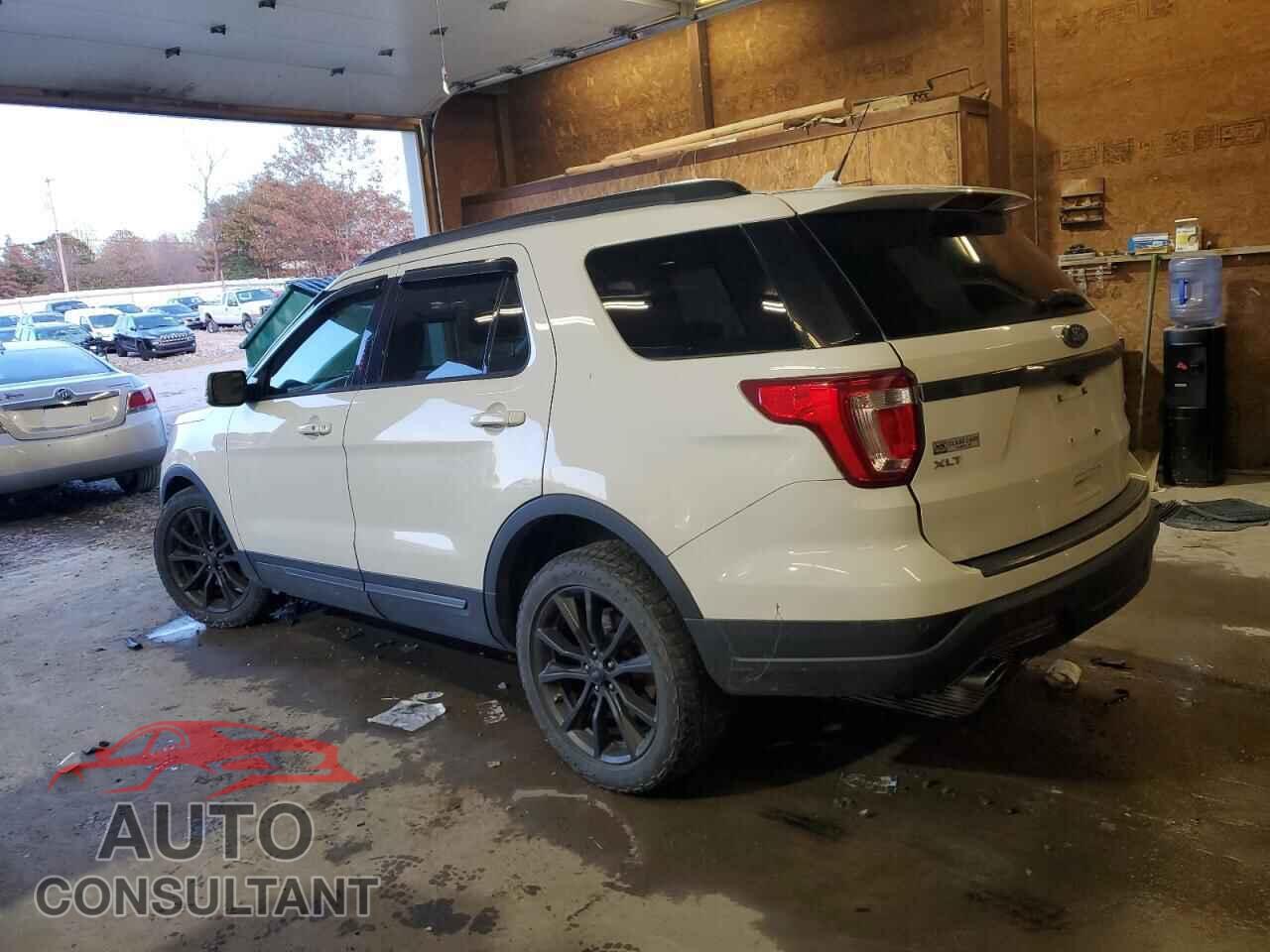 FORD EXPLORER 2018 - 1FM5K8D83JGA75150