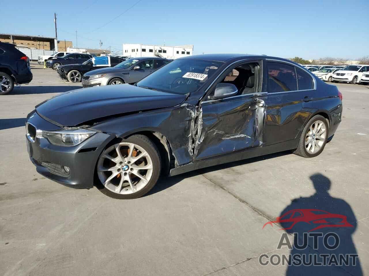 BMW 3 SERIES 2015 - WBA3B1C56FK141069