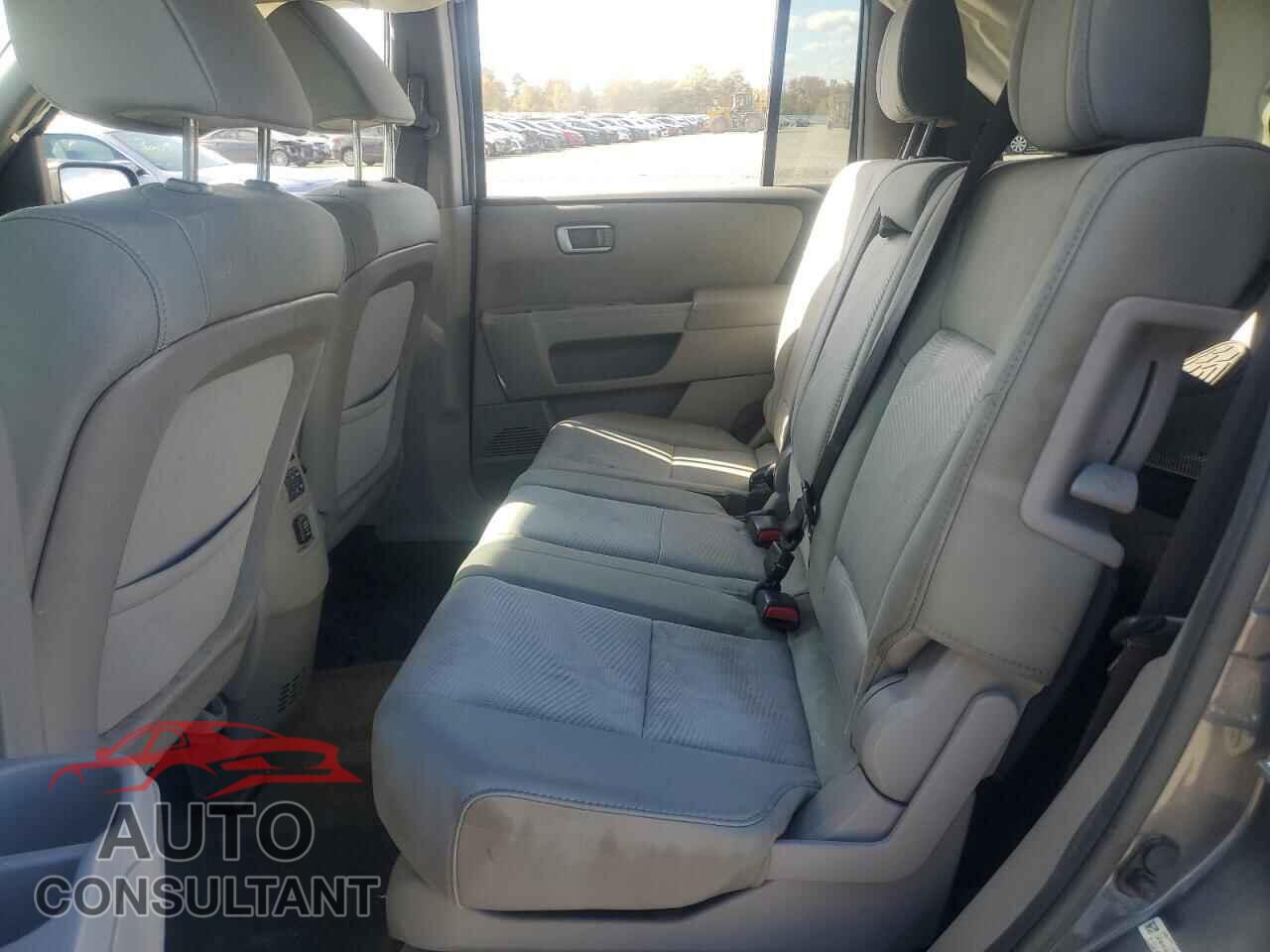 HONDA PILOT 2013 - 5FNYF4H22DB062473