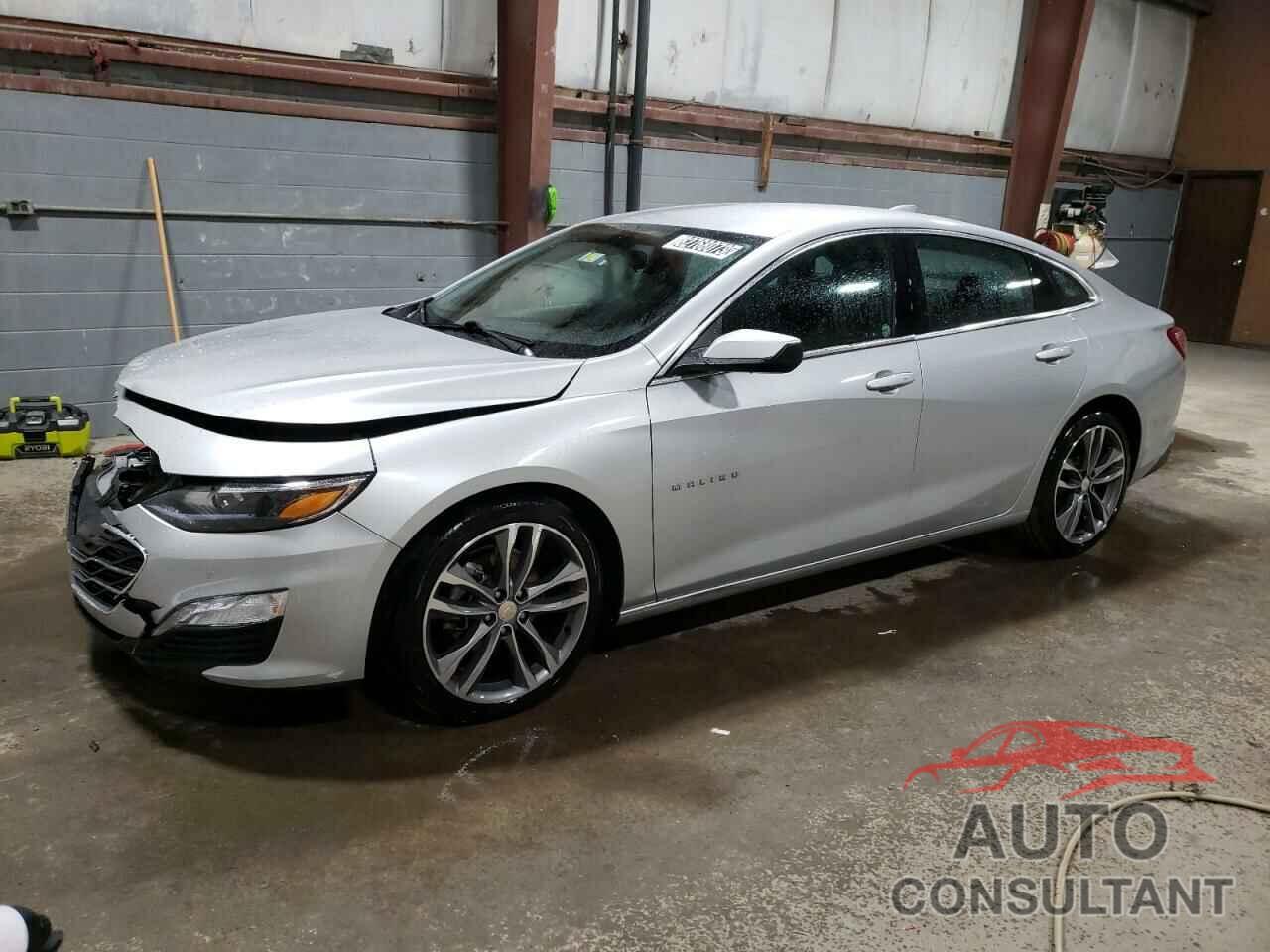 CHEVROLET MALIBU 2022 - 1G1ZD5ST5NF109535