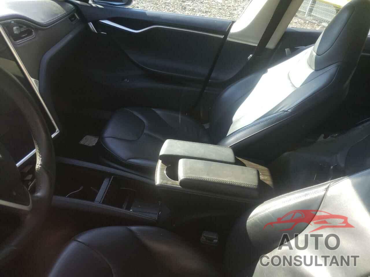 TESLA MODEL S 2013 - 5YJSA1CN0DFP26595