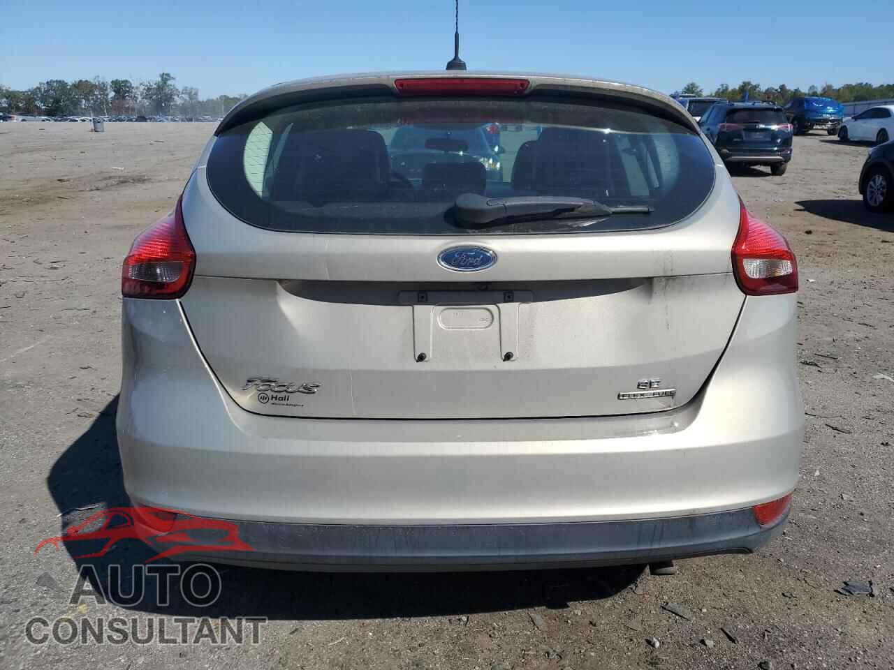 FORD FOCUS 2015 - 1FADP3K28FL286447