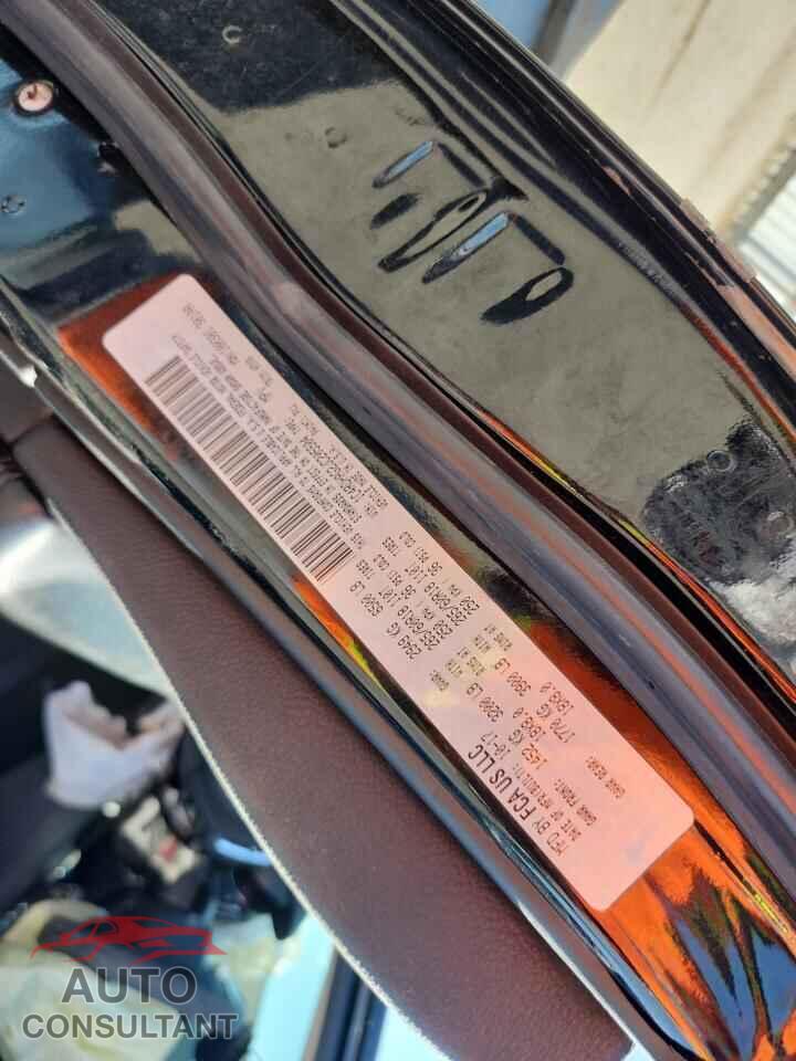 DODGE DURANGO 2018 - 1C4RDHAG2JC205504