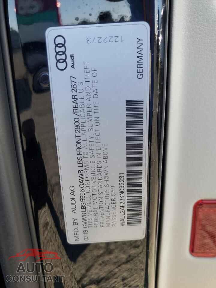AUDI A6 2019 - WAUL2AF23KN092231