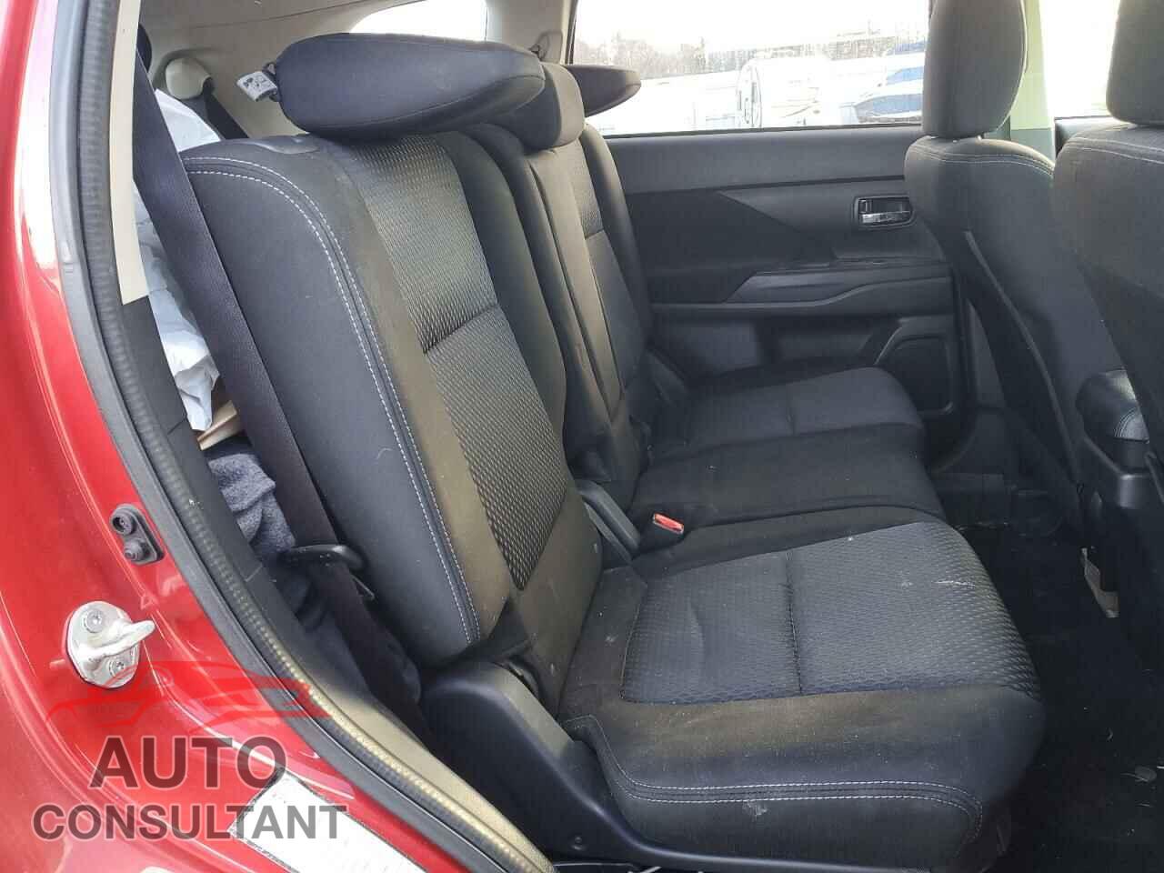 MITSUBISHI OUTLANDER 2017 - JA4AD3A35HZ021205