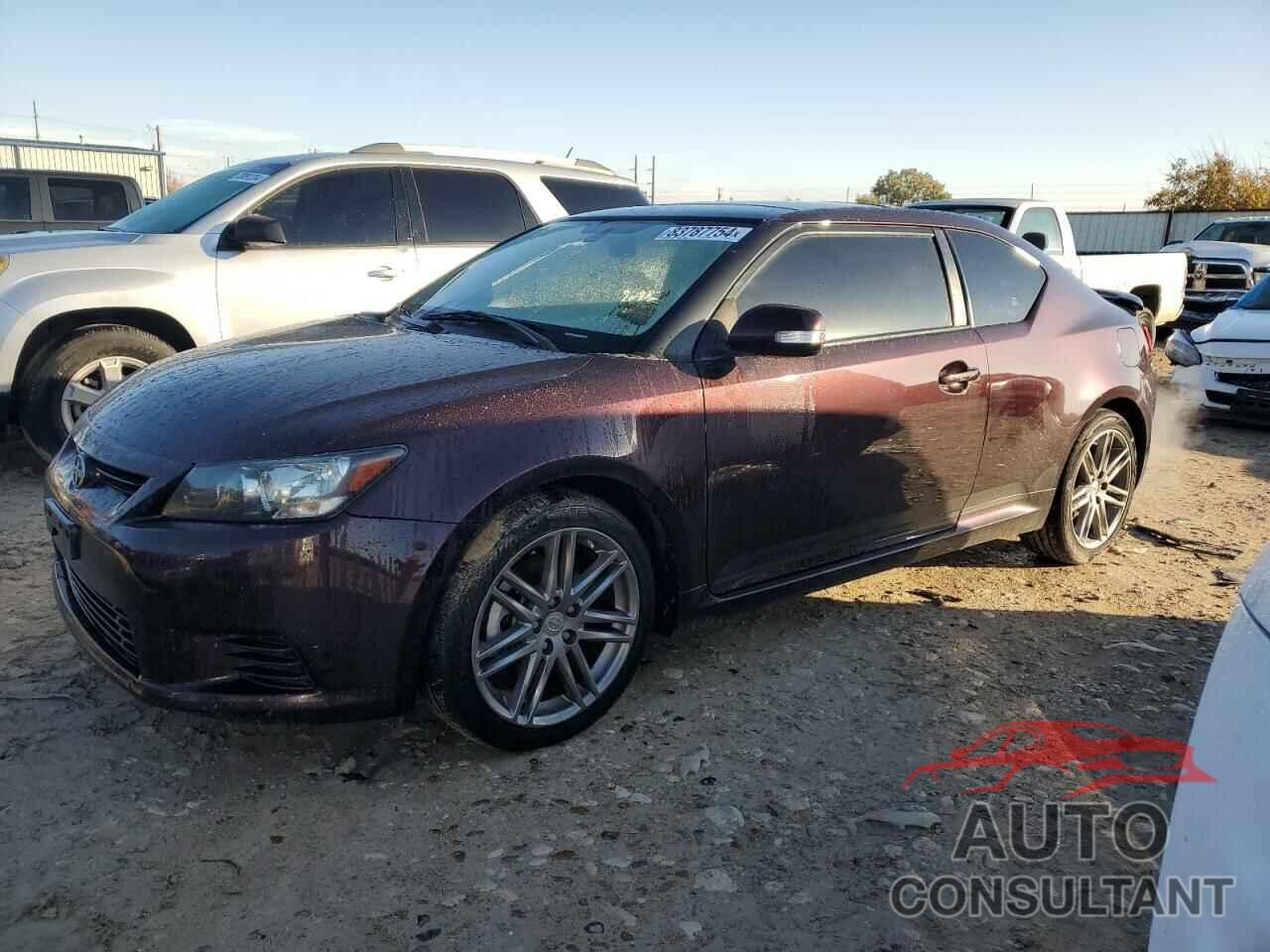 TOYOTA SCION 2011 - JTKJF5C72B3015800