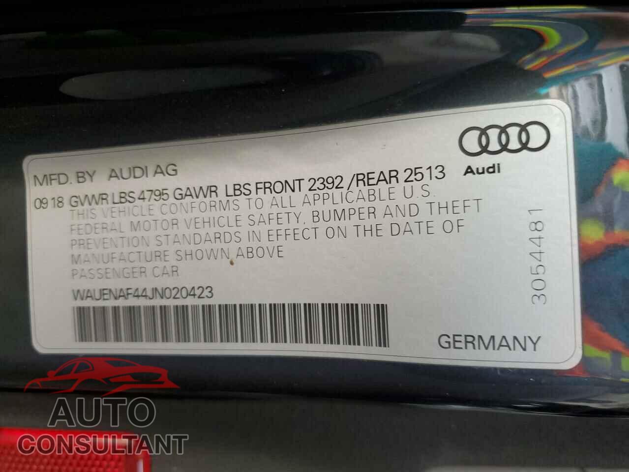 AUDI A4 2018 - WAUENAF44JN020423
