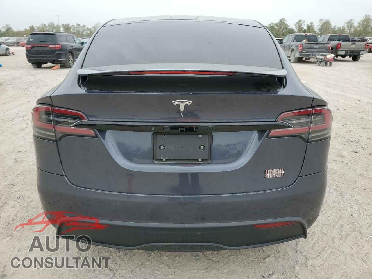 TESLA MODEL X 2023 - 7SAXCBE68PF373560