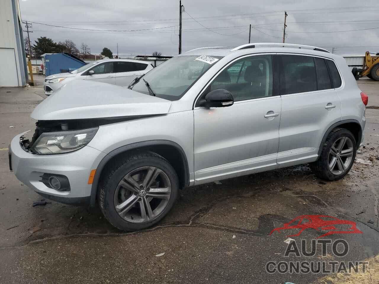 VOLKSWAGEN TIGUAN 2017 - WVGUV7AX8HK009323