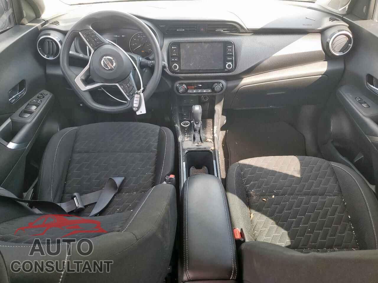 NISSAN KICKS 2021 - 3N1CP5CVXML492058