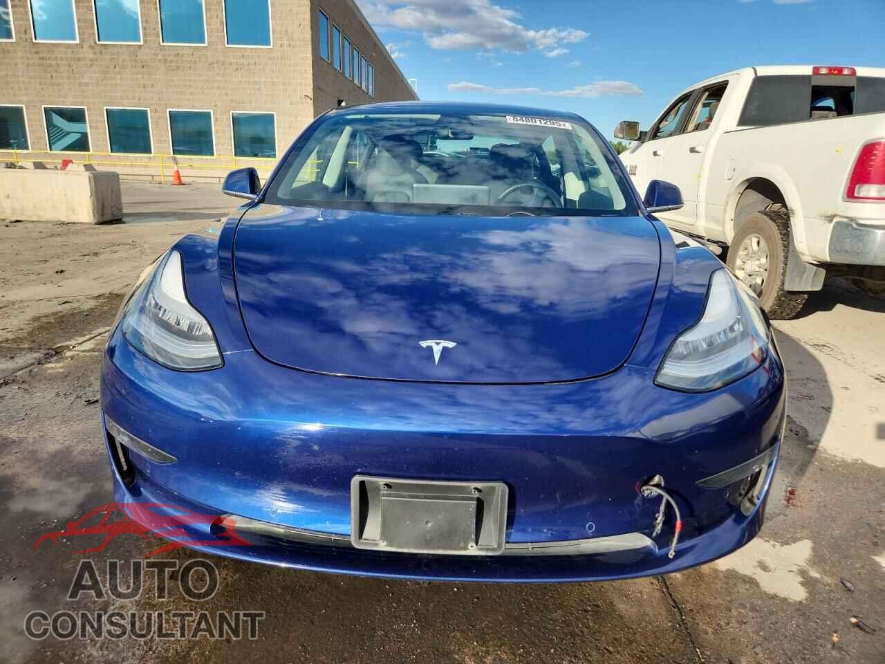 TESLA MODEL 3 2018 - 5YJ3E1EB2JF105172