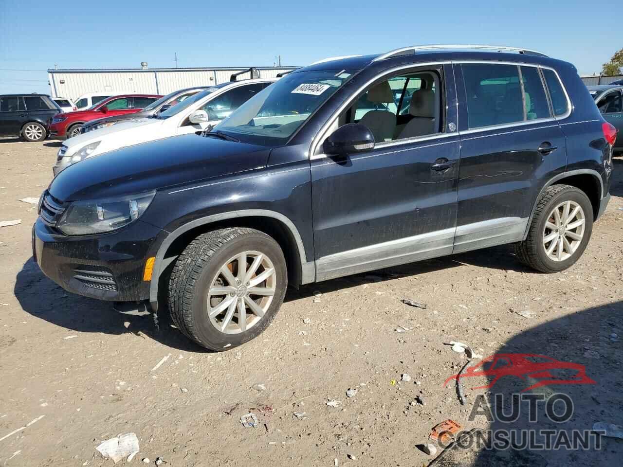 VOLKSWAGEN TIGUAN 2017 - WVGRV7AX0HW507983