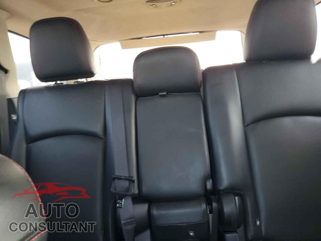 DODGE JOURNEY 2017 - 3C4PDCEG1HT560540