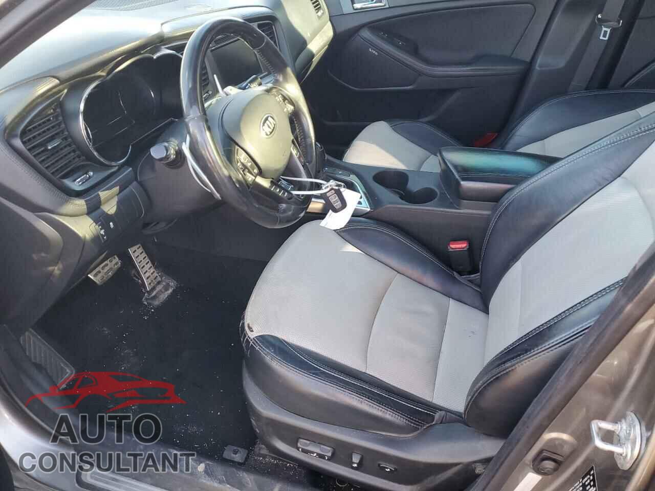 KIA OPTIMA 2013 - 5XXGR4A67DG089651