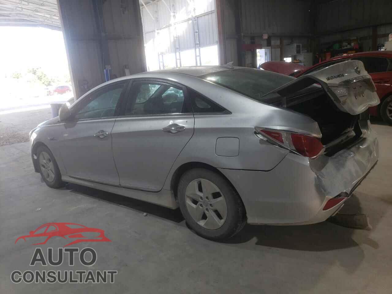 HYUNDAI SONATA 2012 - KMHEC4A40CA043673