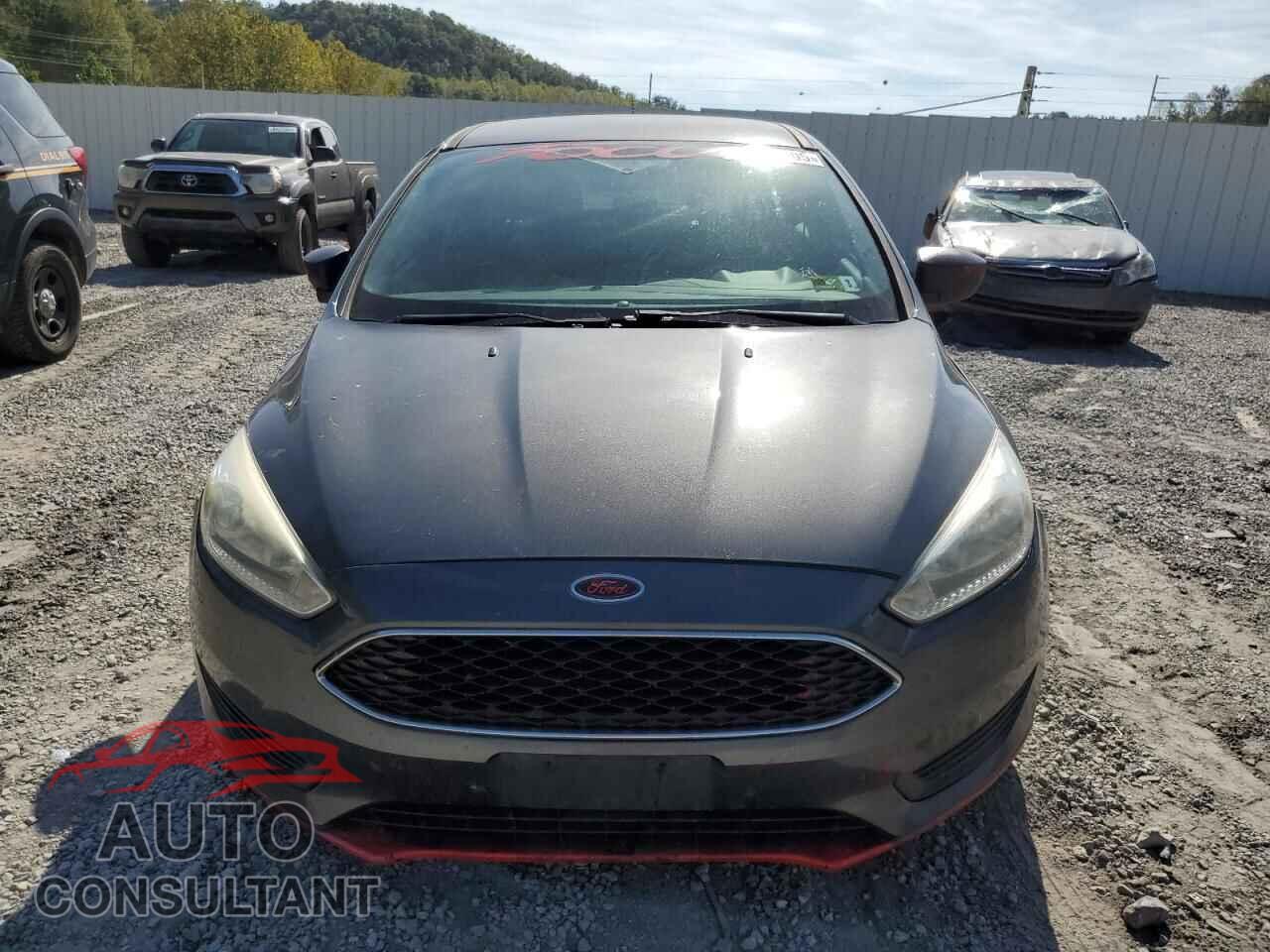 FORD FOCUS 2015 - 1FADP3E25FL323109