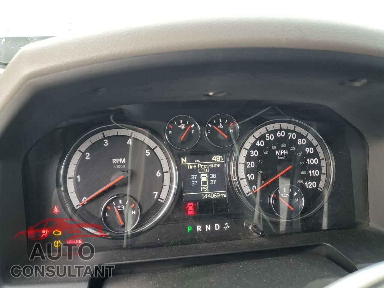 DODGE RAM 1500 2012 - 1C6RD7GT9CS141900