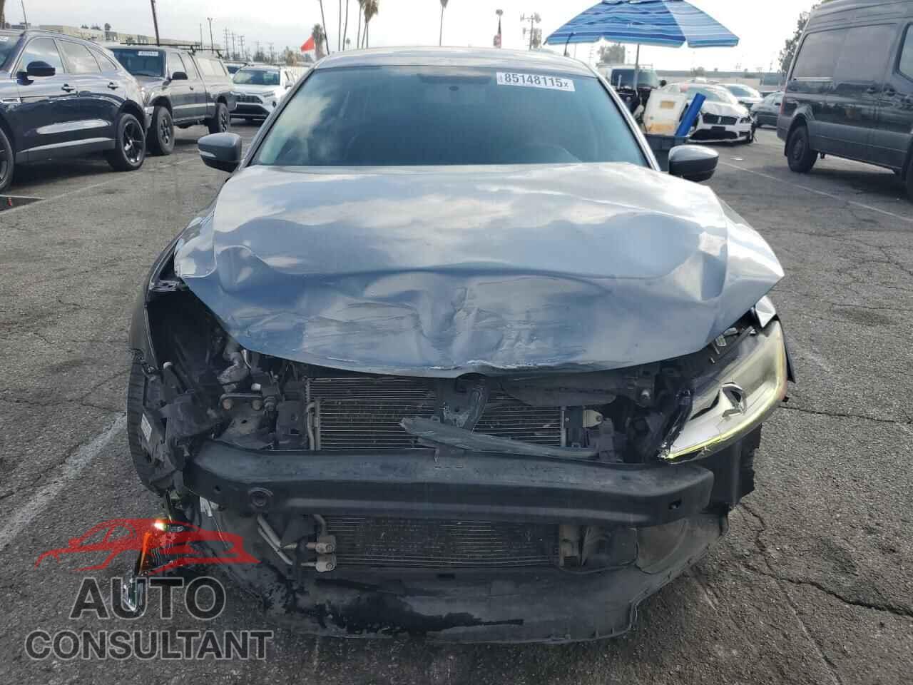 VOLKSWAGEN JETTA 2017 - 3VW2B7AJ4HM395342