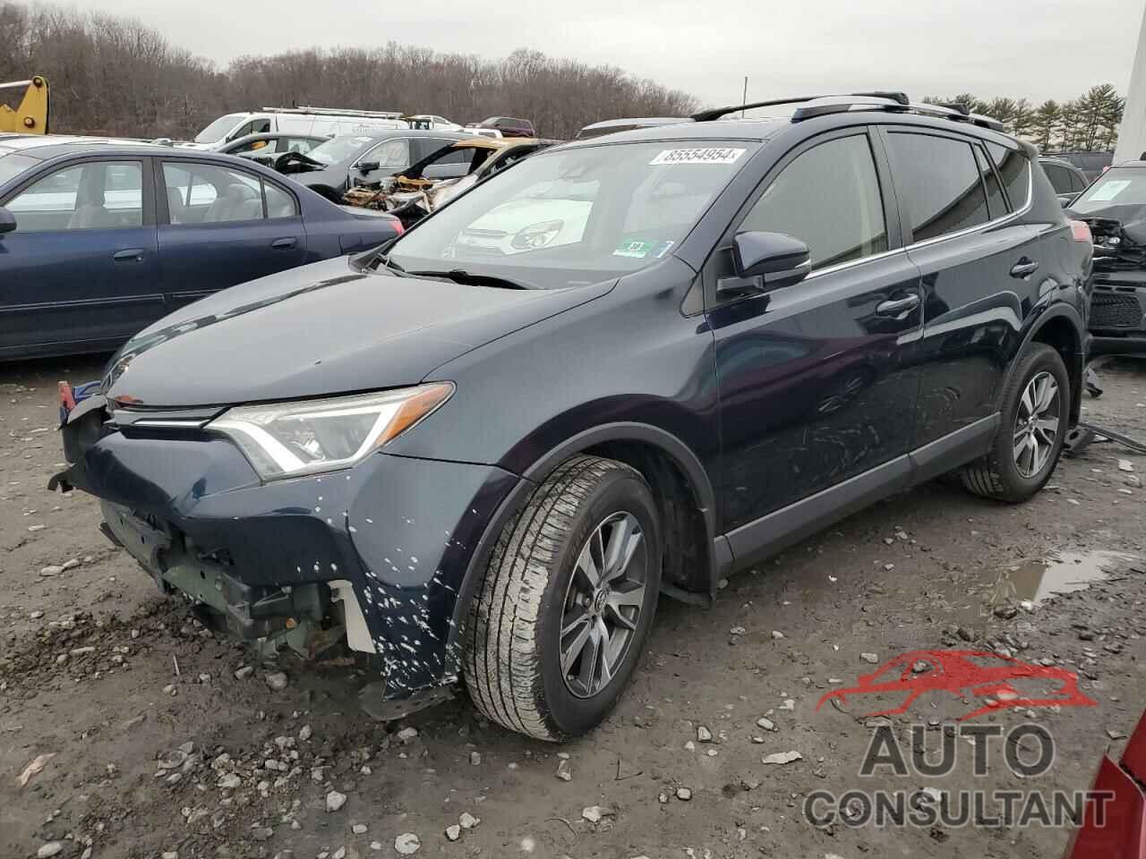 TOYOTA RAV4 2017 - JTMRFREV7HJ113321