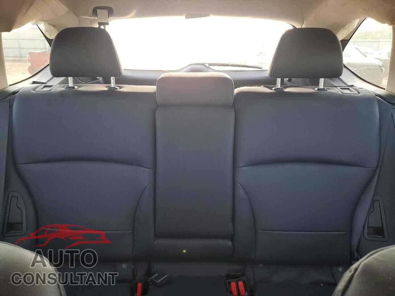 SUBARU OUTBACK 2018 - 4S4BSENC6J3200220