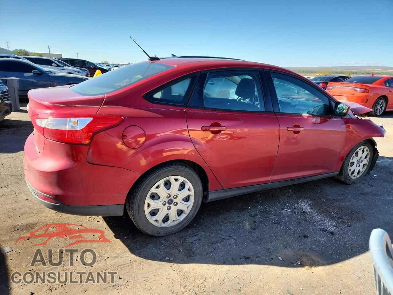 FORD FOCUS 2012 - 1FAHP3F28CL382151