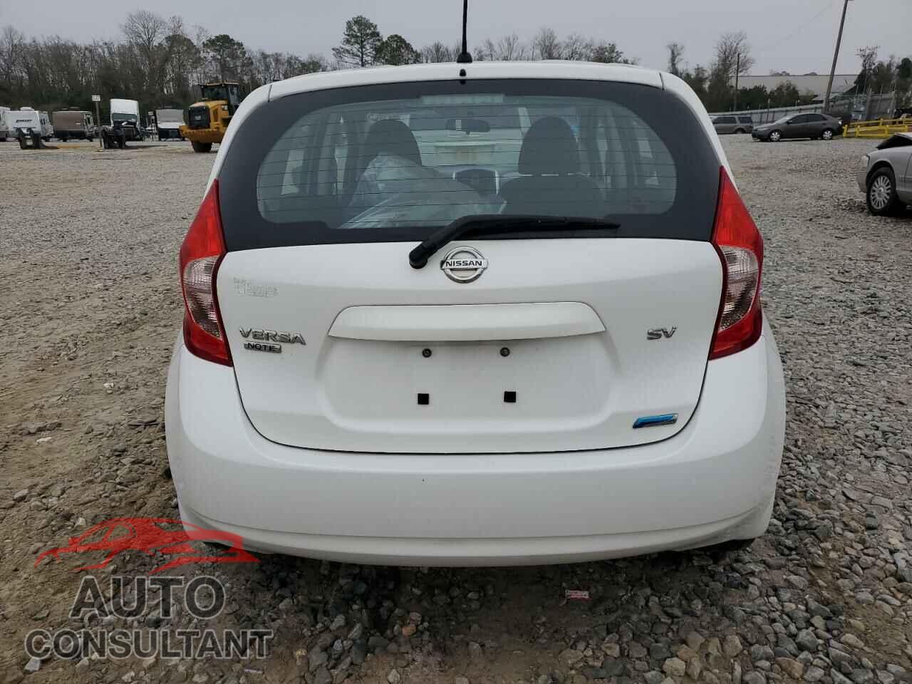 NISSAN VERSA 2015 - 3N1CE2CP1FL382847