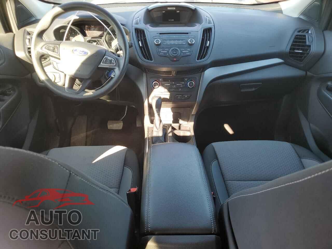 FORD ESCAPE 2017 - 1FMCU9GD3HUF09112