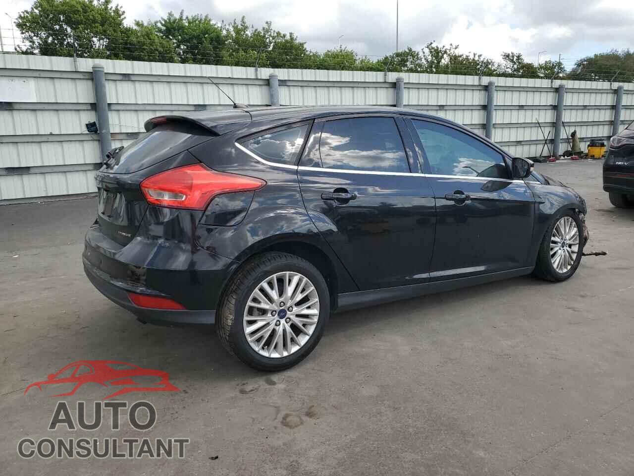 FORD FOCUS 2016 - 1FADP3N20GL307871