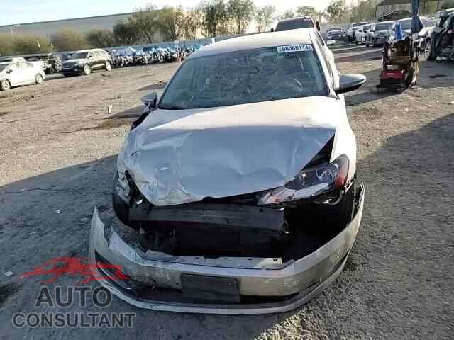 VOLKSWAGEN PASSAT 2012 - 1VWAP7A36CC028466