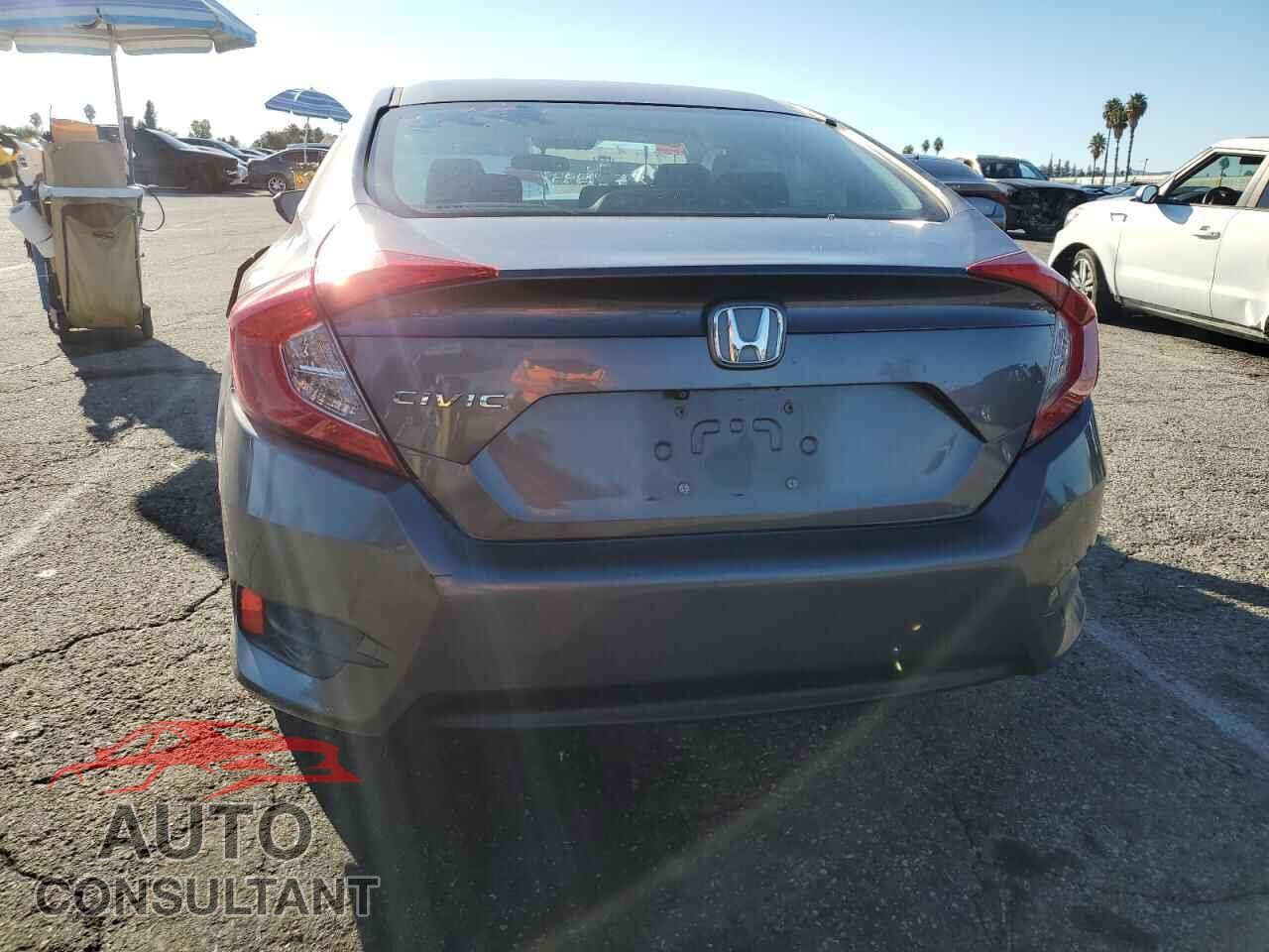 HONDA CIVIC 2019 - 2HGFC2F60KH566605