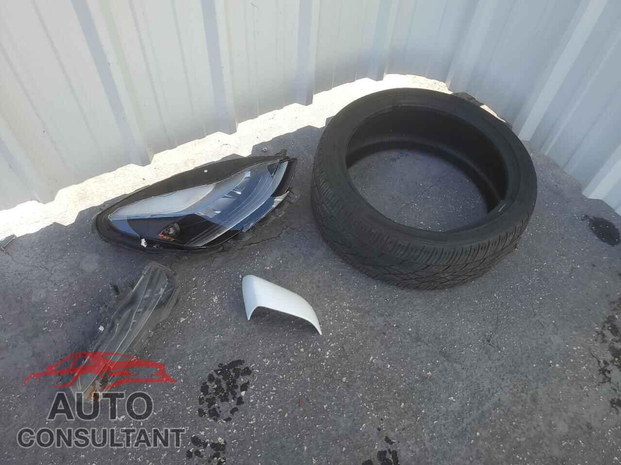 TESLA MODEL 3 2022 - 5YJ3E1EA3NF370180