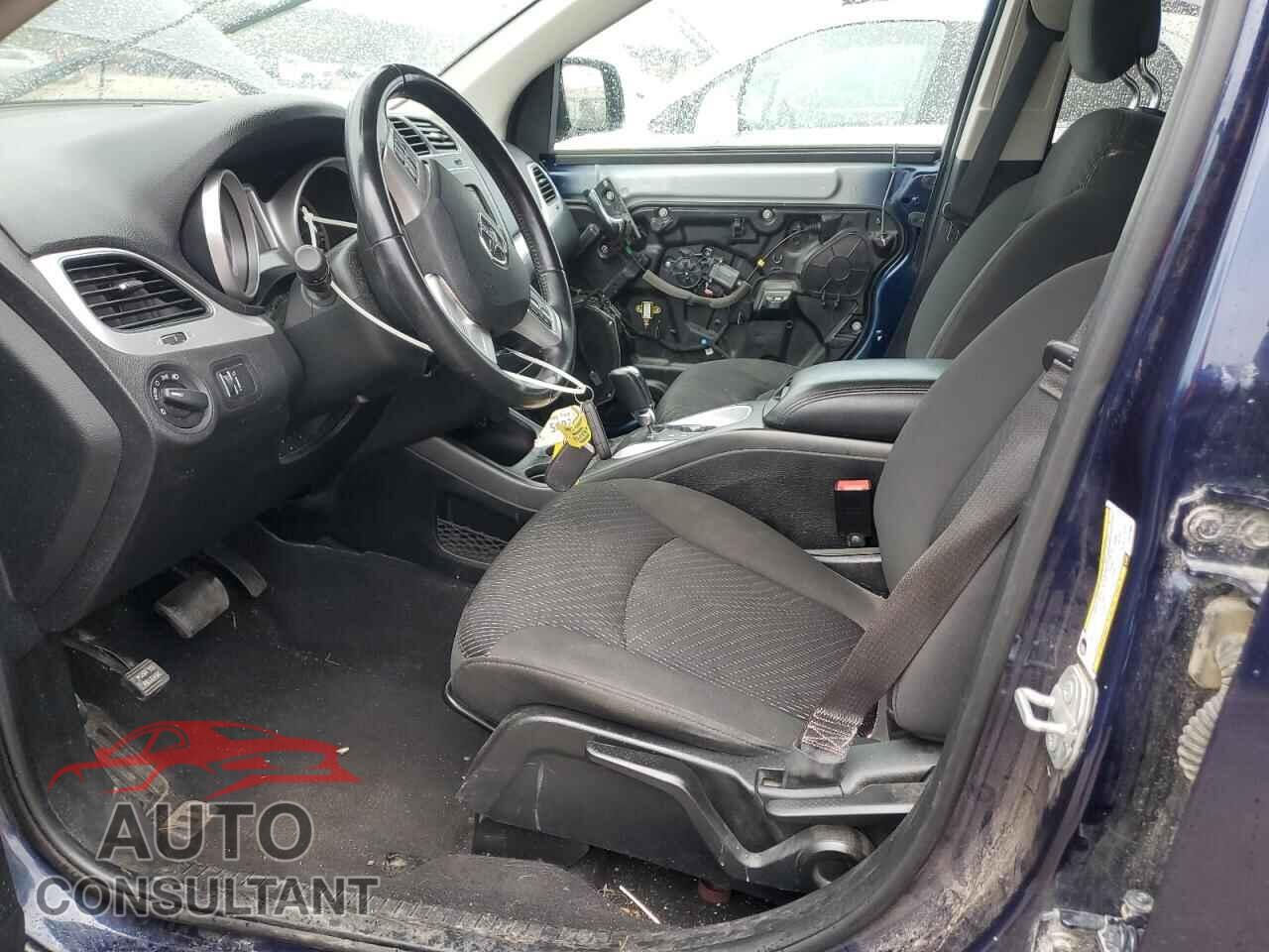 DODGE JOURNEY 2018 - 3C4PDCAB8JT521606