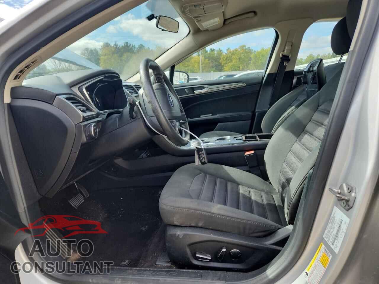 FORD FUSION 2017 - 3FA6P0H75HR103875