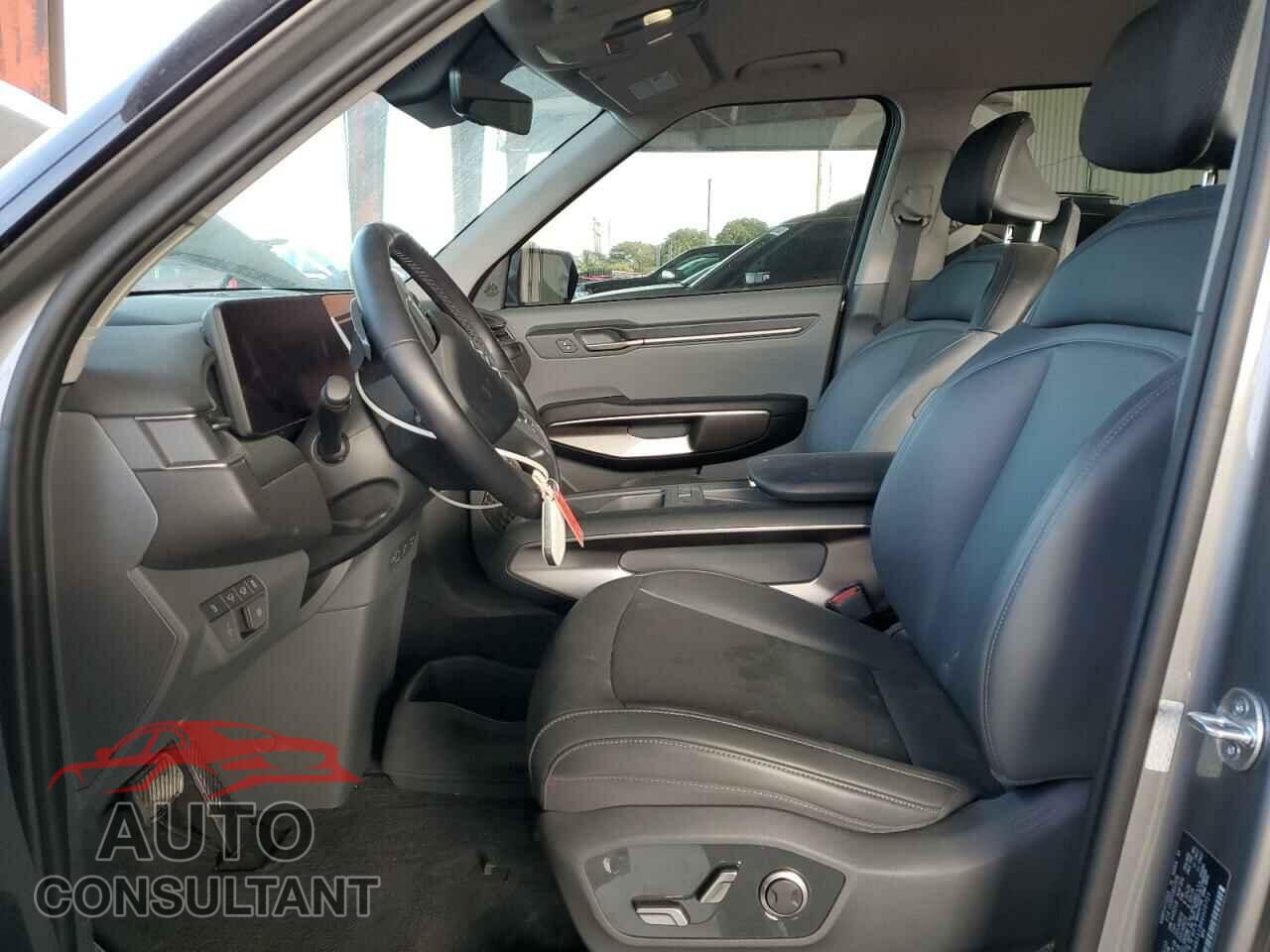 KIA EV9 LIGHT 2024 - KNDAB5S18R6020721