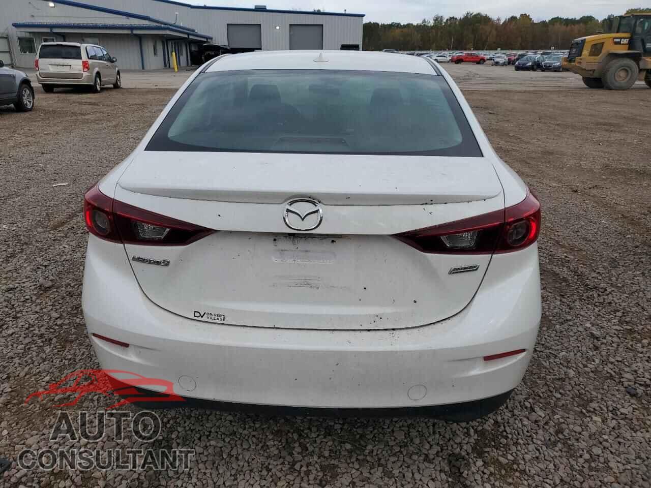 MAZDA 3 2018 - 3MZBN1V30JM262163