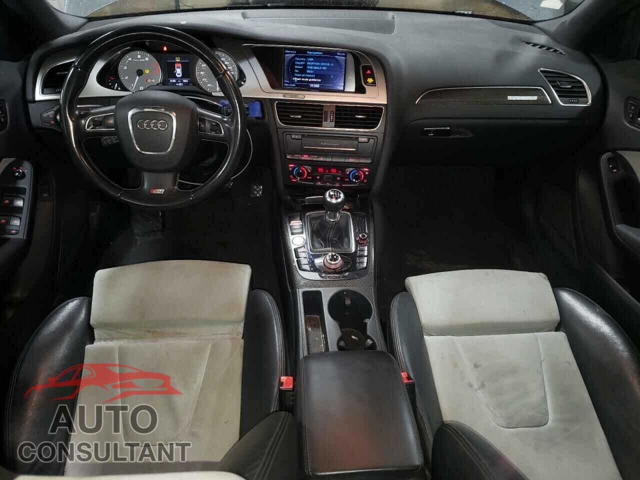 AUDI S4/RS4 2012 - WAUDGAFL0CA033810