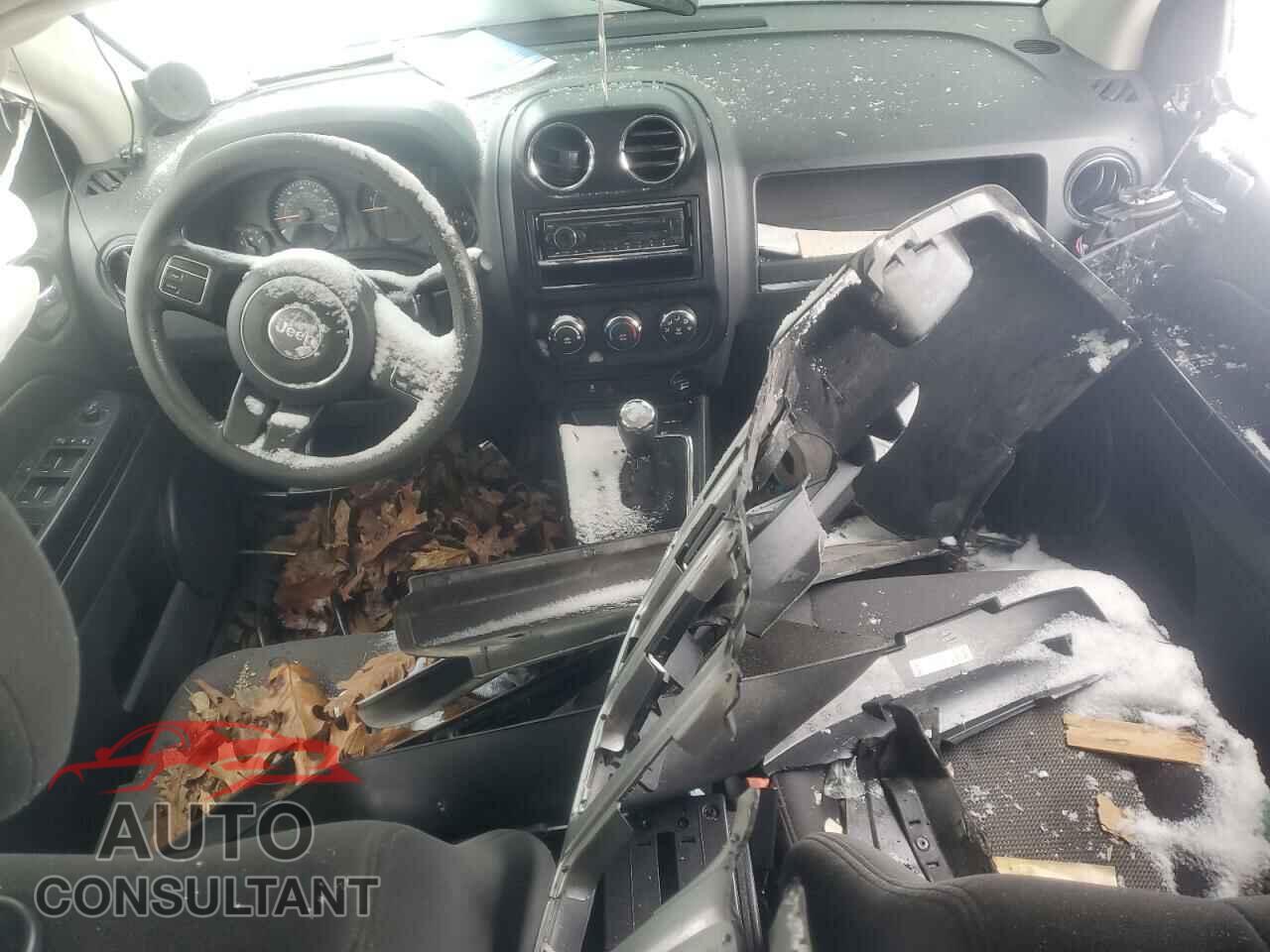 JEEP COMPASS 2015 - 1C4NJDBB0FD332370