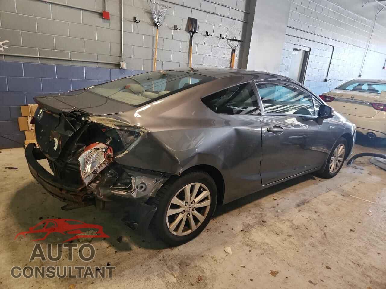 HONDA CIVIC 2012 - 2HGFG3B82CH528022