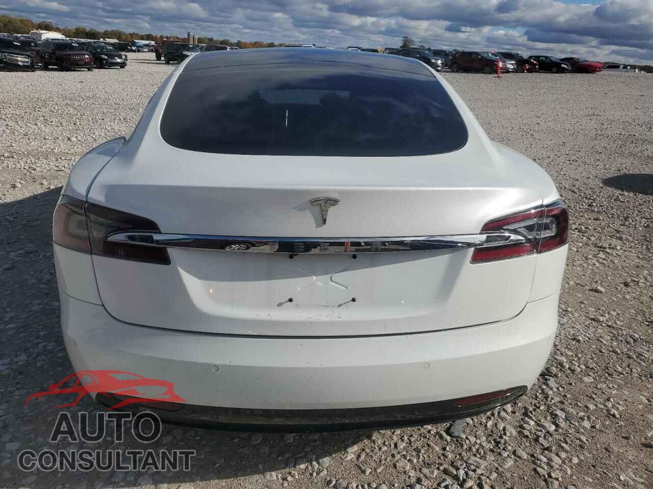 TESLA MODEL S 2017 - 5YJSA1E1XHF205691