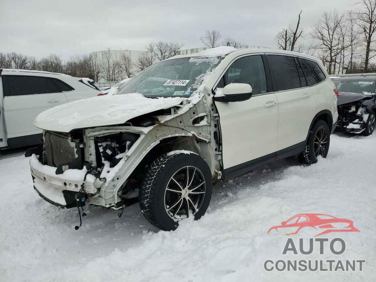 HONDA PILOT 2018 - 5FNYF6H83JB056192