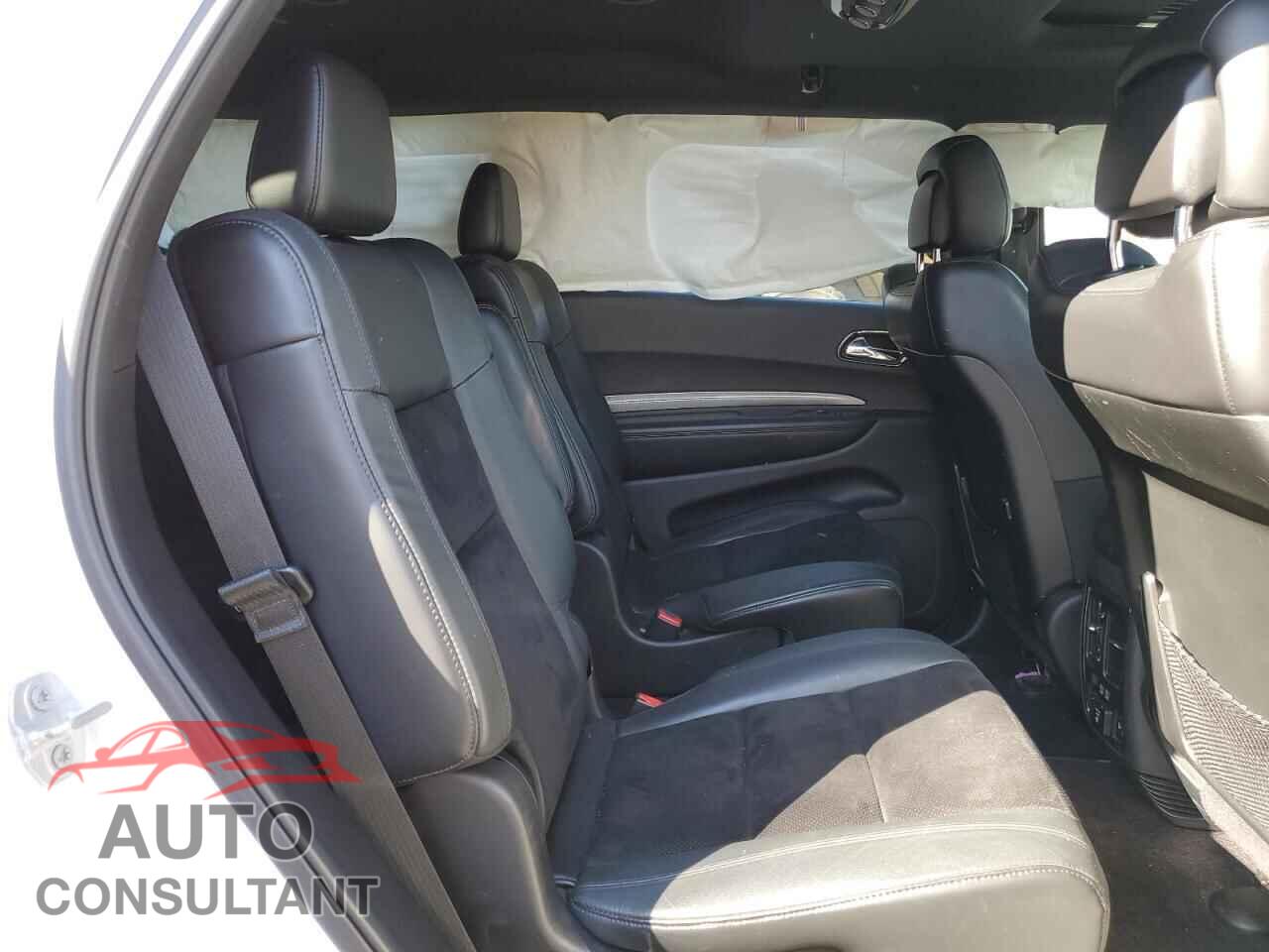 DODGE DURANGO 2018 - 1C4RDJDG1JC186818